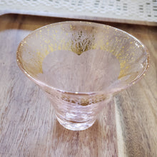 Load image into Gallery viewer, Mt. Fuji 2 Sake Cup Set (Gold Sheer &amp; Metal Cherry)
