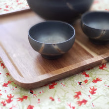 Load image into Gallery viewer, Shigaraki ware Sake Cup and Flask Set - Gold and Black
